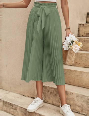 Pantaloni 3/4 Shein, verde