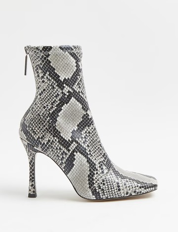 Botine River Island, animal print