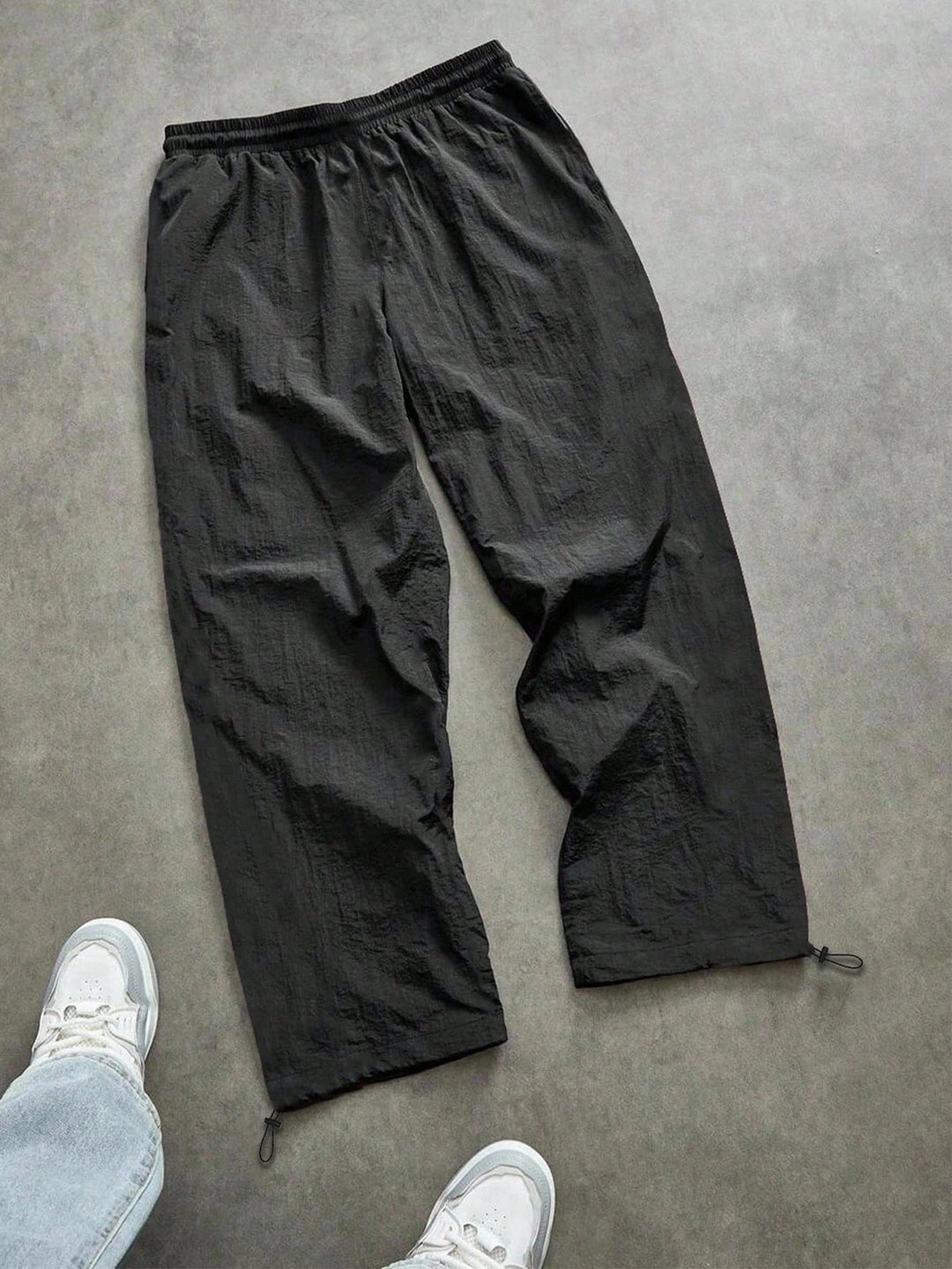 Pantaloni SHEIN, negru