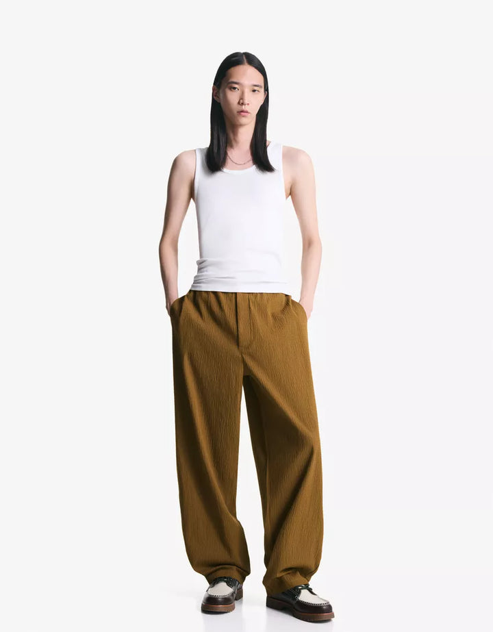 Pantaloni BERSHKA, maro