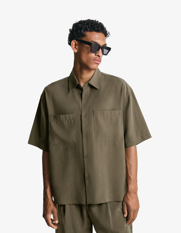 Cămașă cu mâneca scurtă BERSHKA, kaki