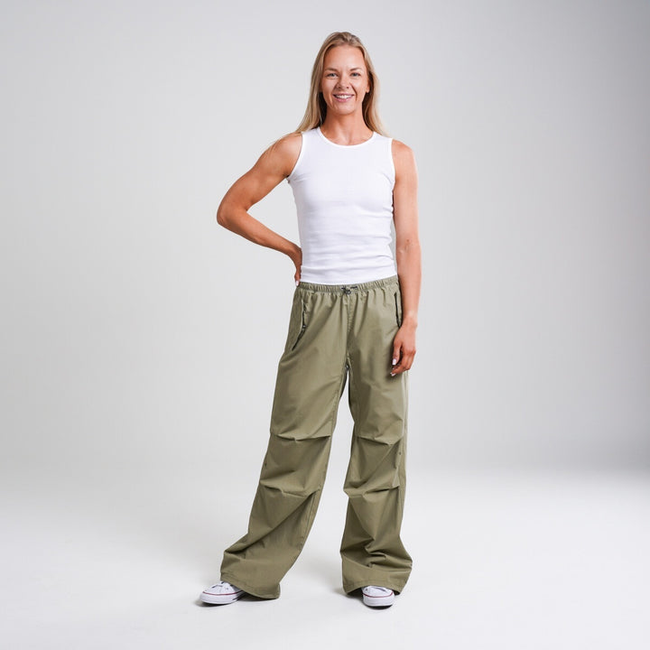Pantaloni CONVERSE, verde