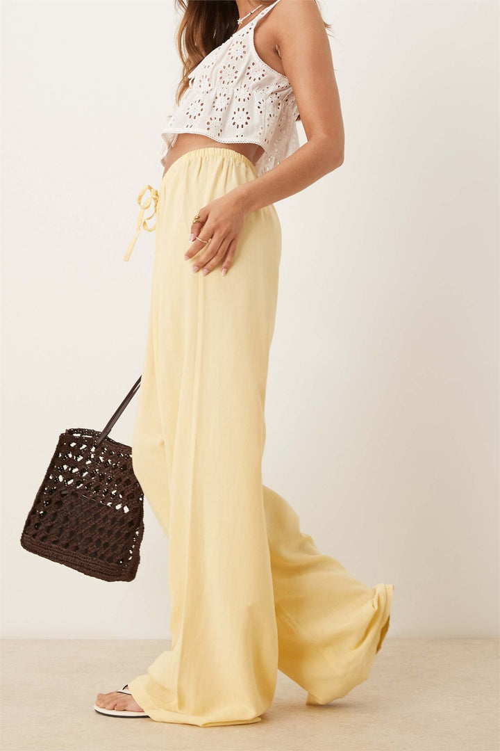 Pantaloni ASOS, galben