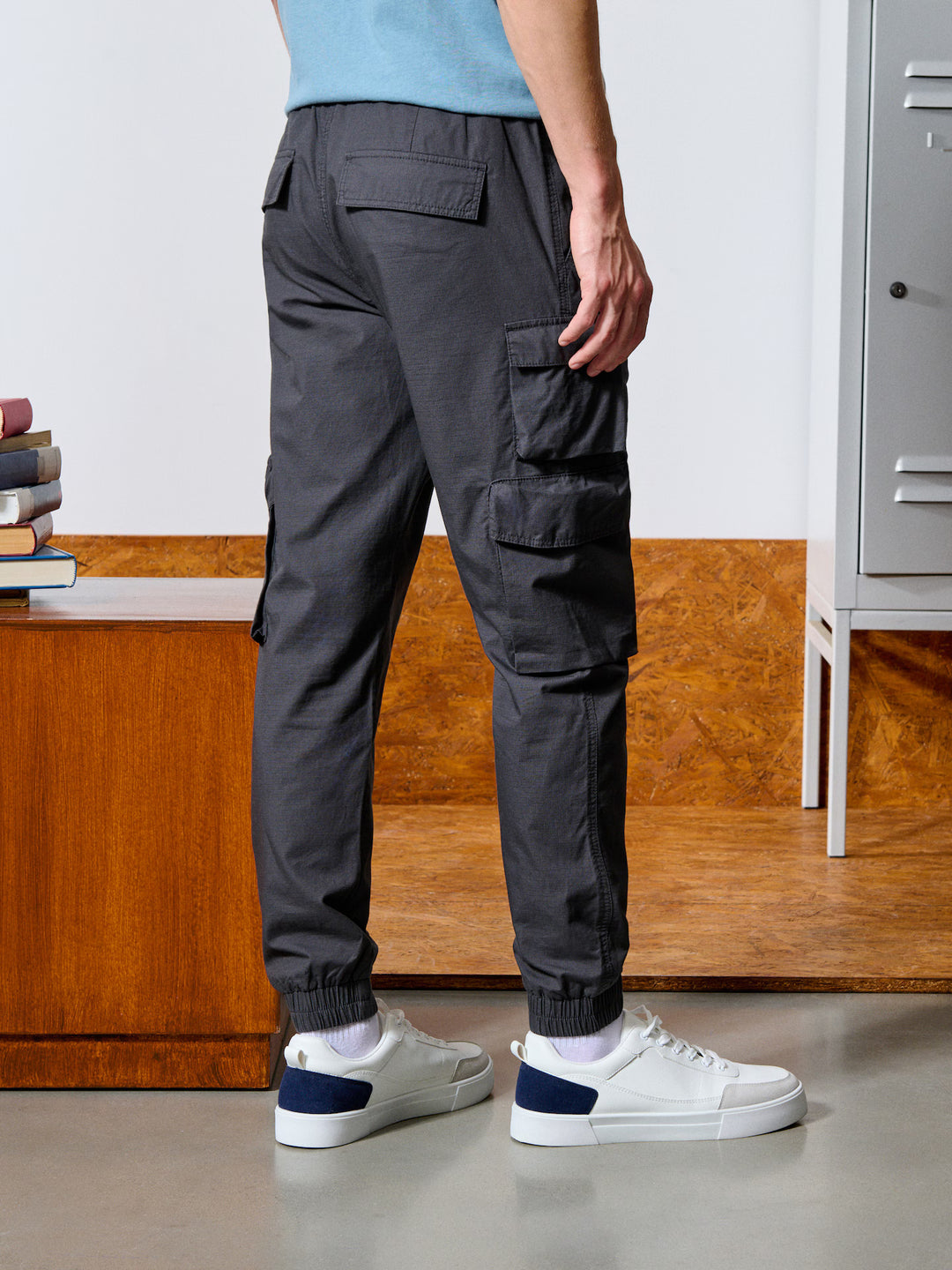 Pantaloni SINSAY, gri