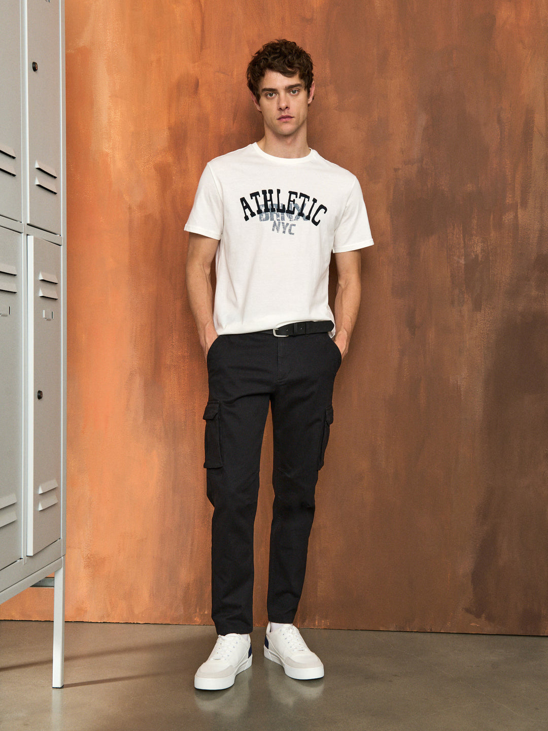 Pantaloni SINSAY, negru