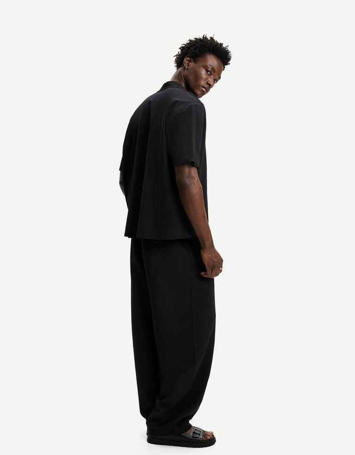 Pantaloni BERSHKA, negru