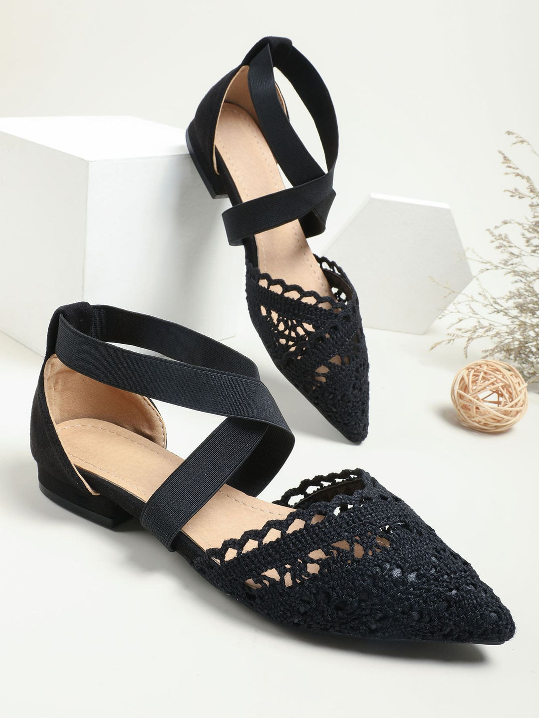 Pantofi SHEIN, negru