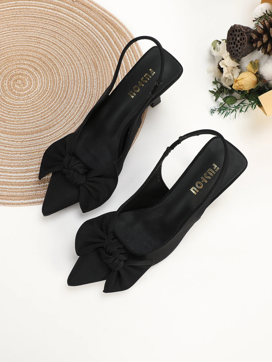 Pantofi cu toc SHEIN, negru