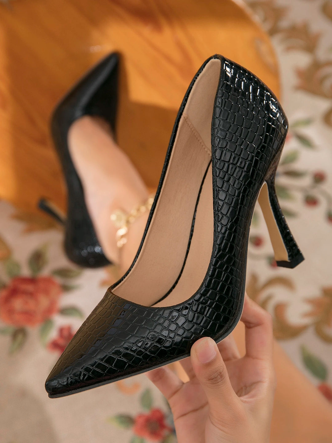 Pantofi SHEIN, negru