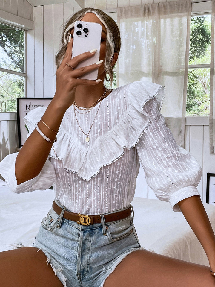 Top cu broderie SHEIN, alb