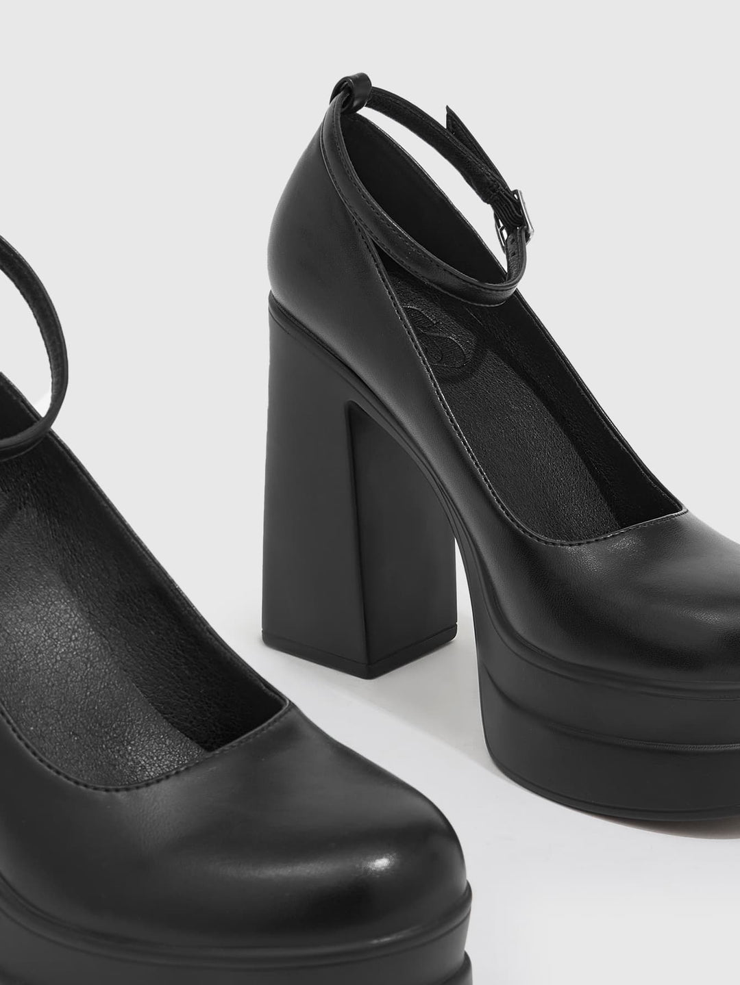 Pantofi cu toc SHEIN, negru