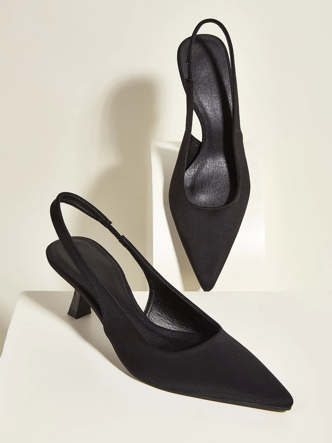 Pantofi cu toc SHEIN, negru