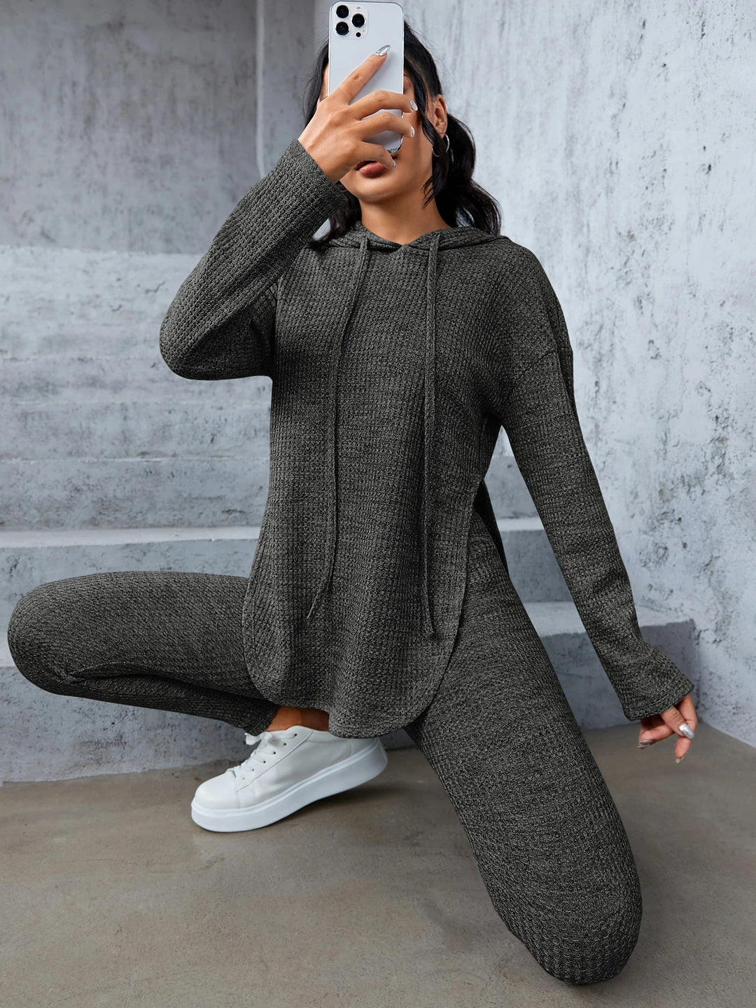 SHEIN együttes, szürke