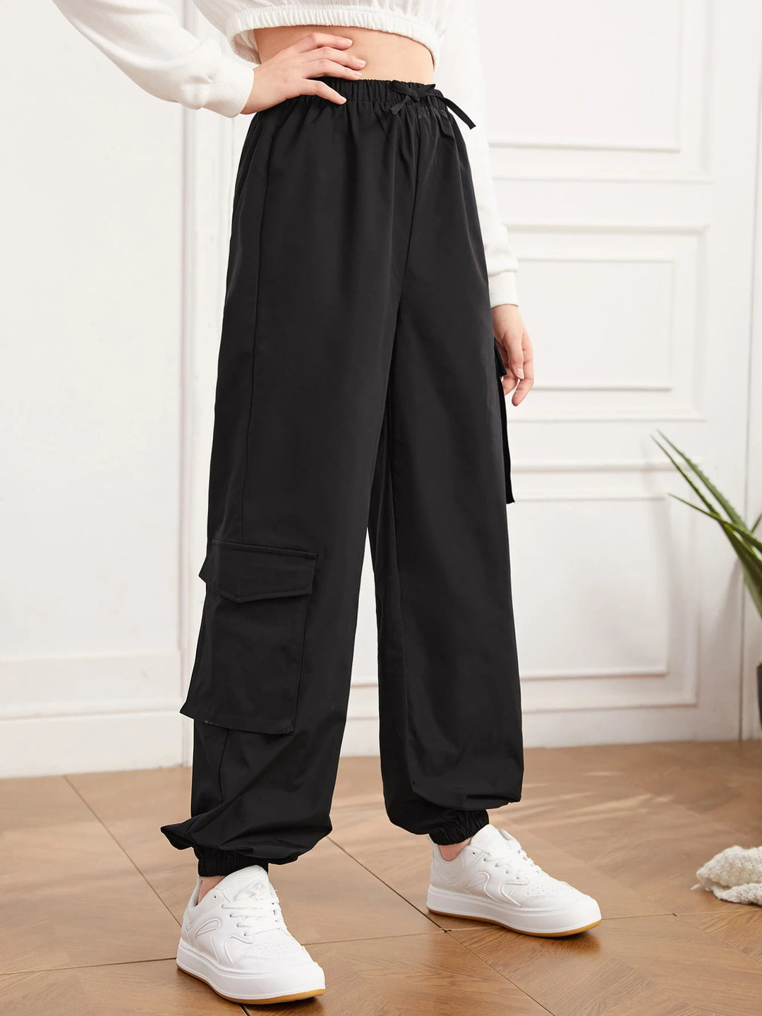 Pantaloni SHEIN, negru