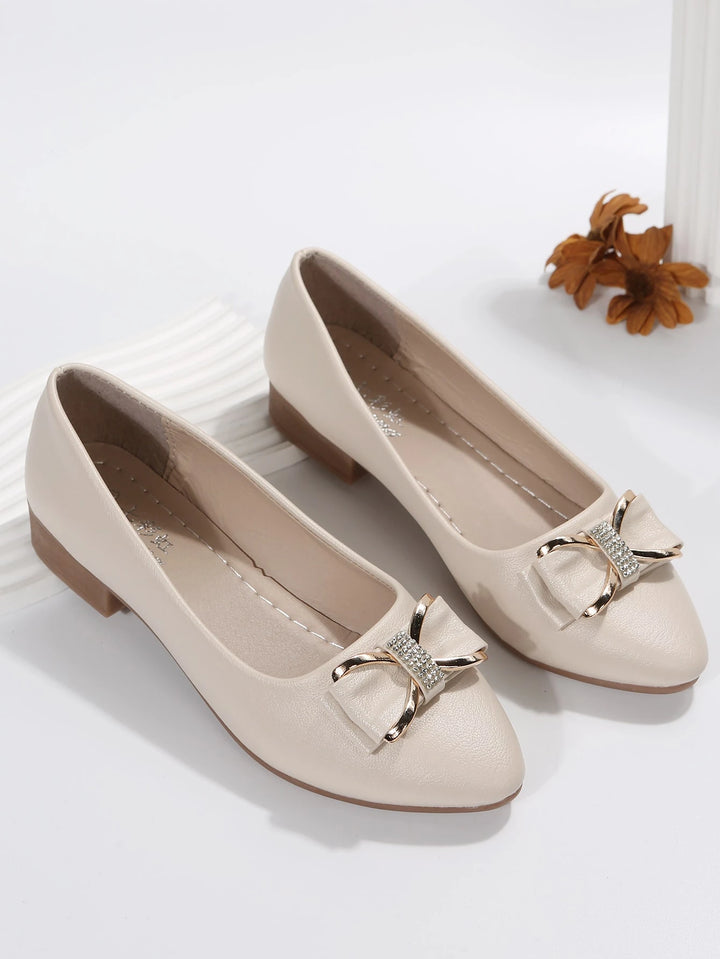 Pantofi SHEIN, bej