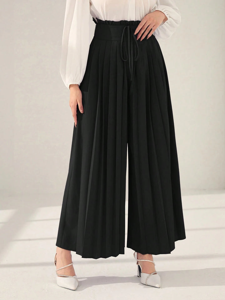 Pantaloni SHEIN, negru