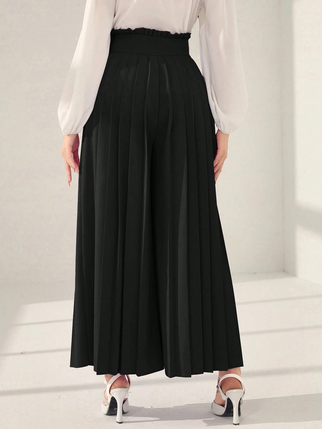 Pantaloni SHEIN, negru