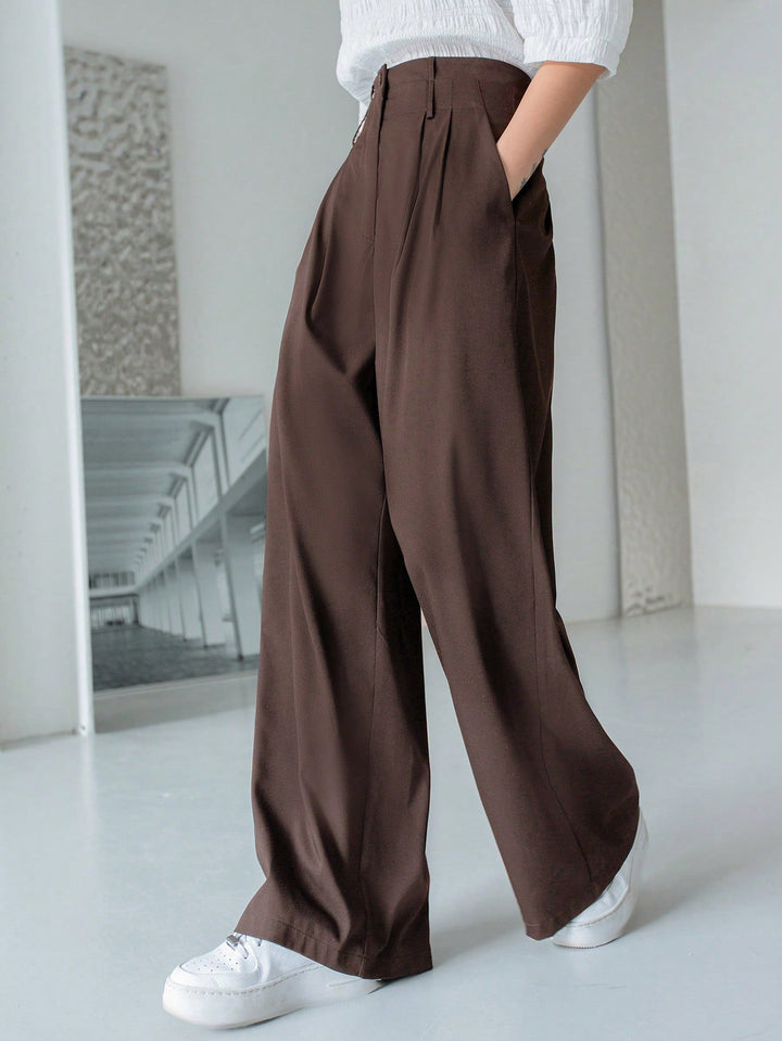 Pantaloni SHEIN, maro