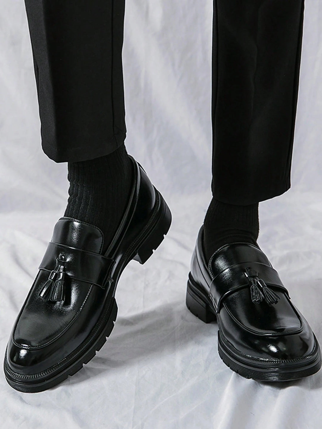 Pantofi SHEIN, negru