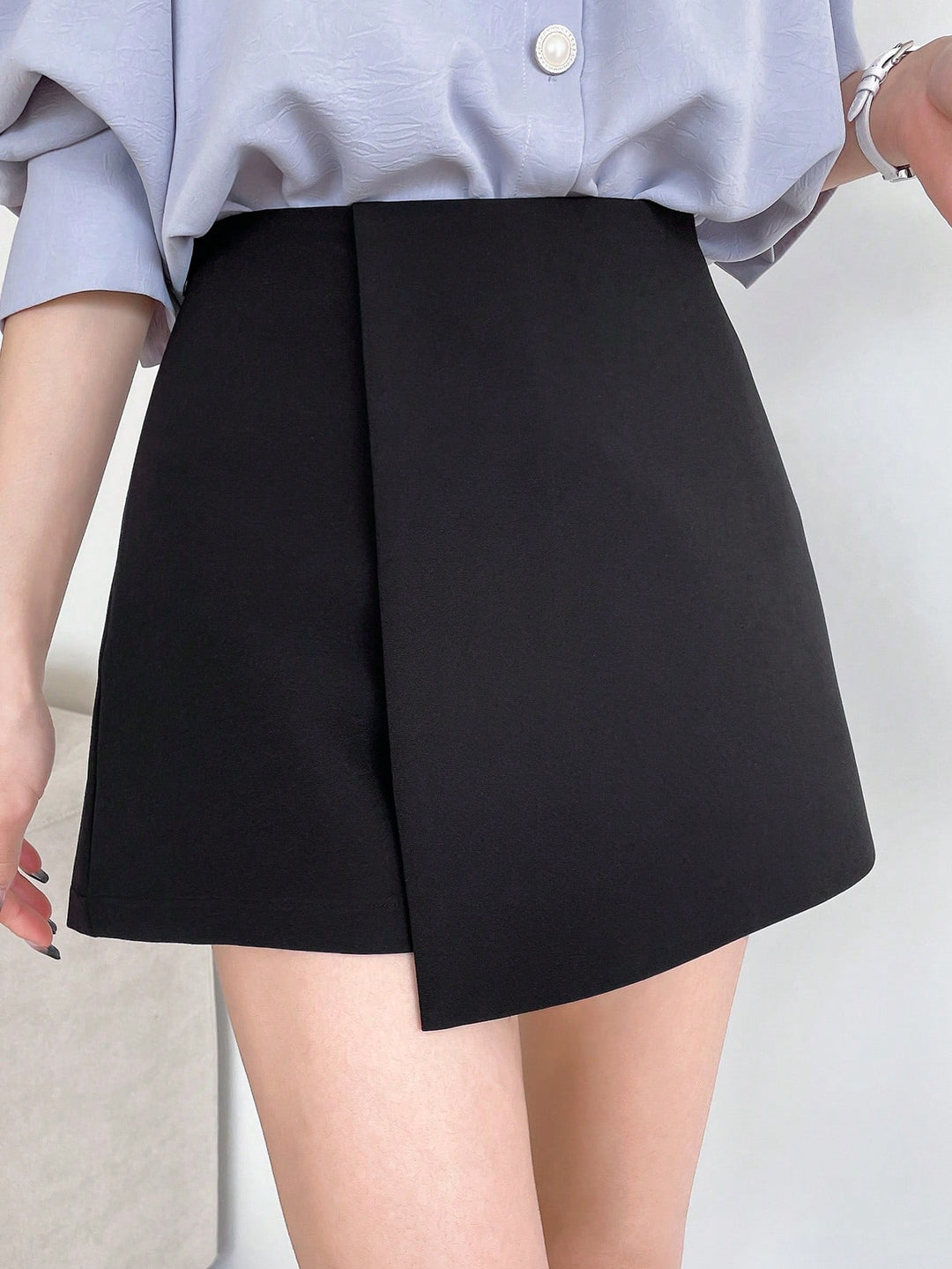 Pantaloni scurți SHEIN, negru