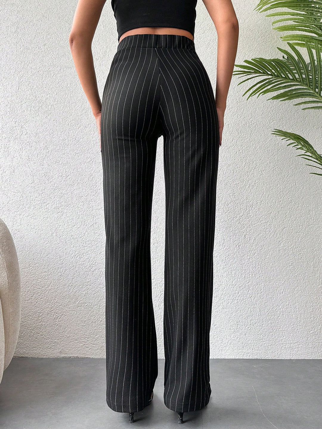 Pantaloni SHEIN, negru