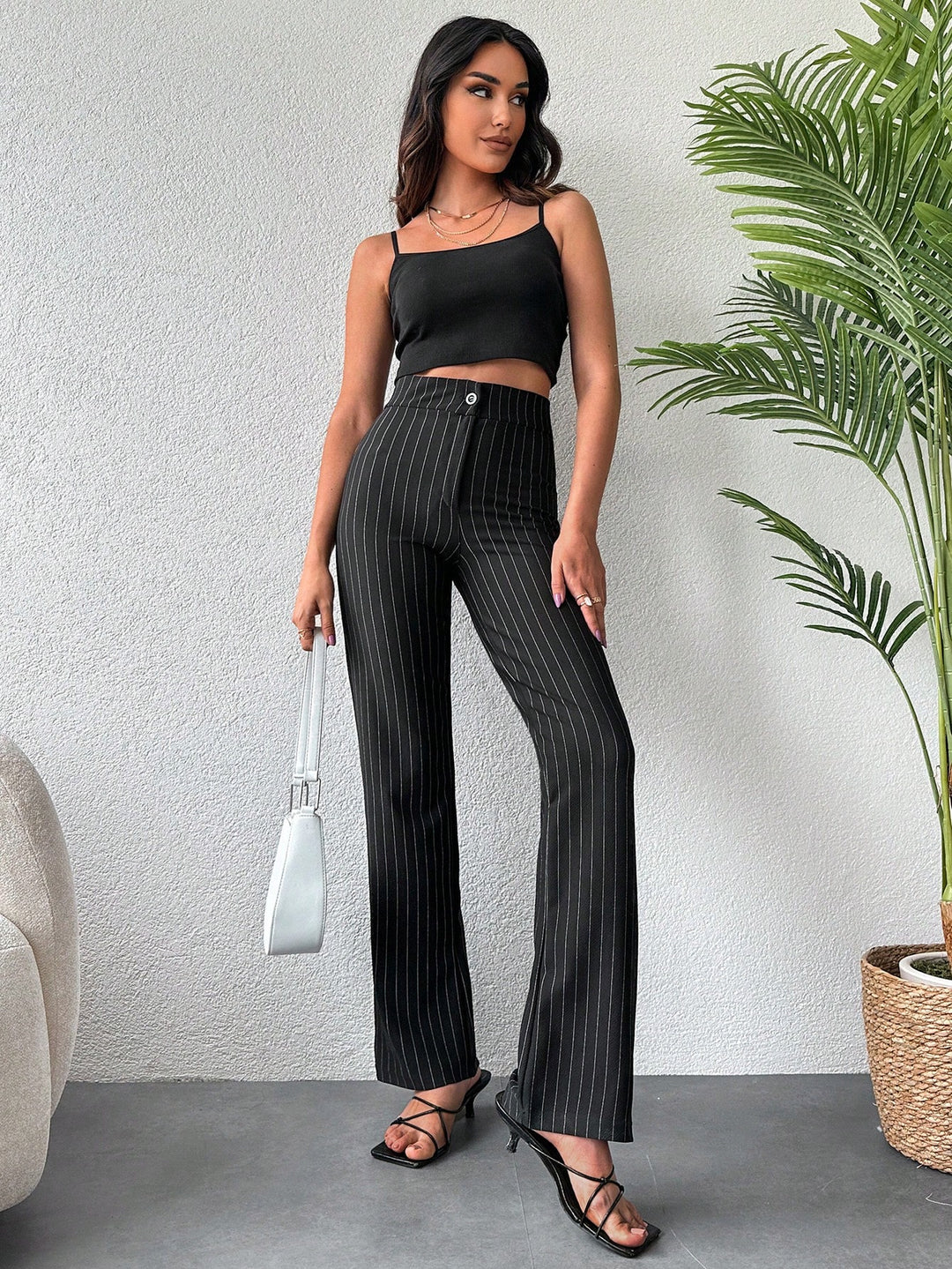 Pantaloni SHEIN, negru