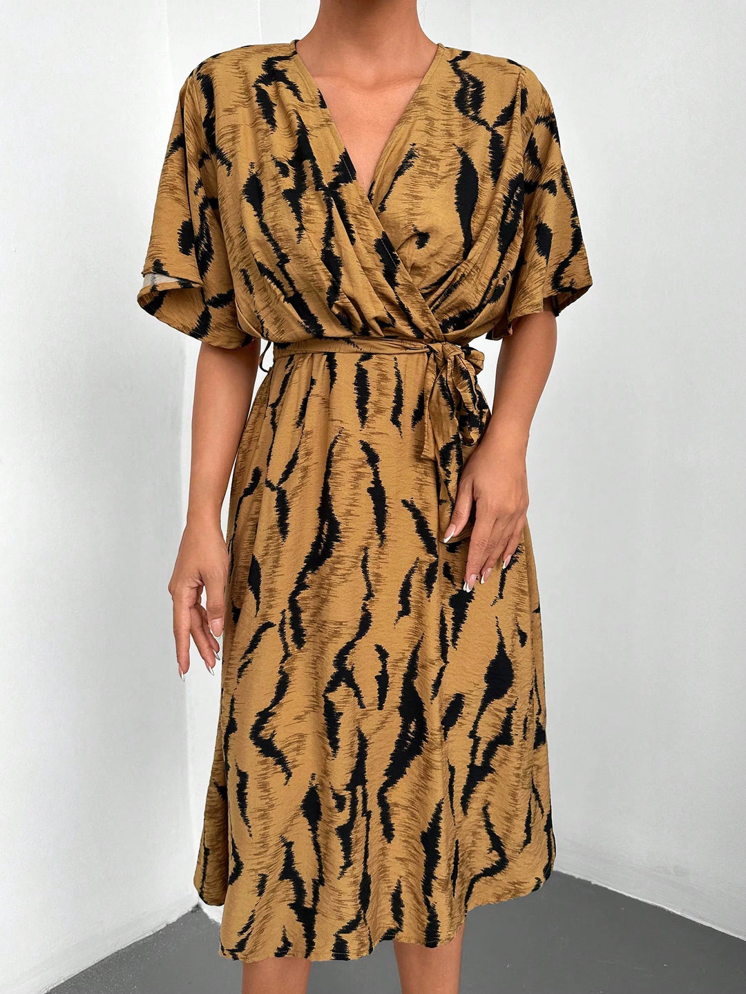 Rochie midi SHEIN, mix culori