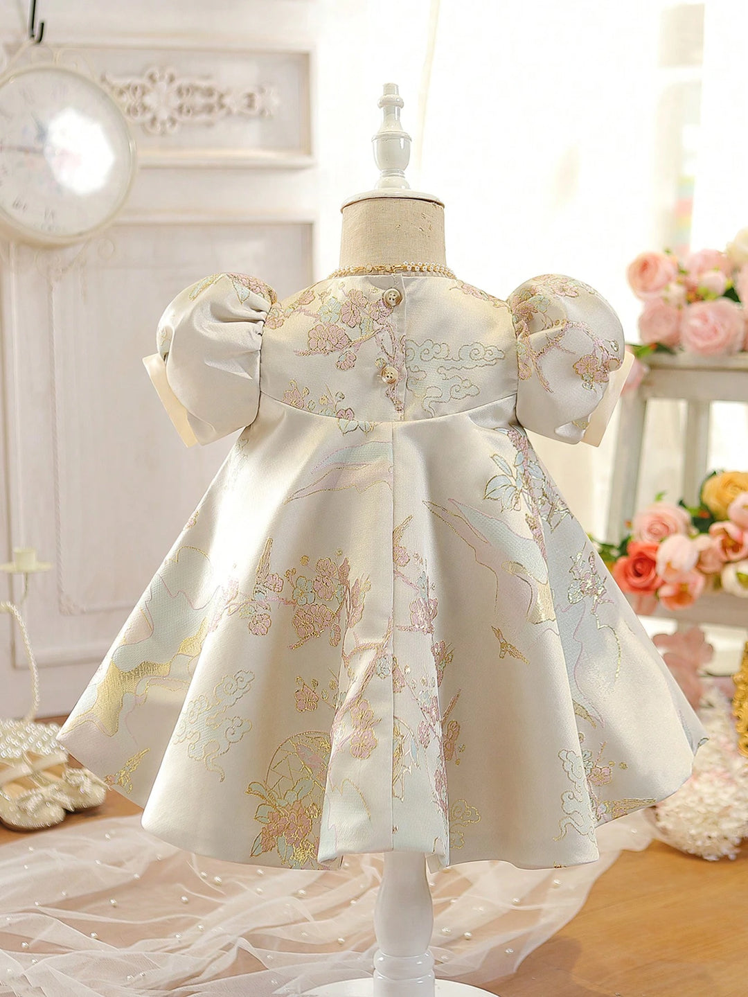 Rochie SHEIN, crem
