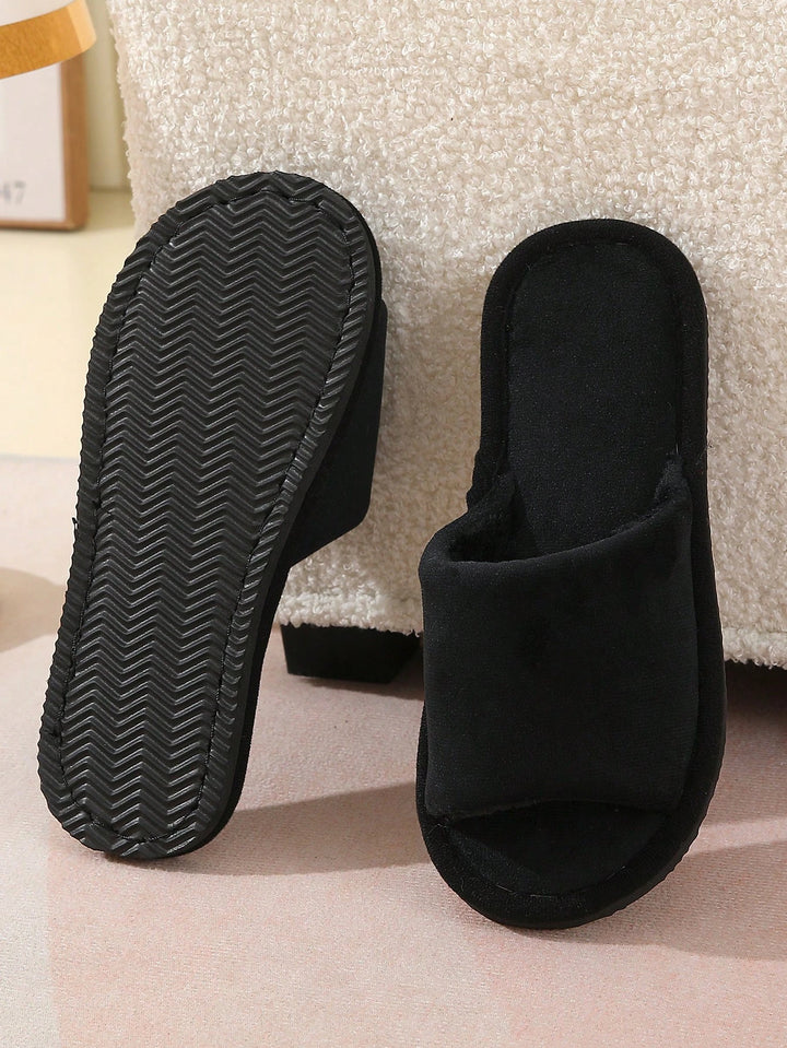 Papuci de casă SHEIN, negru