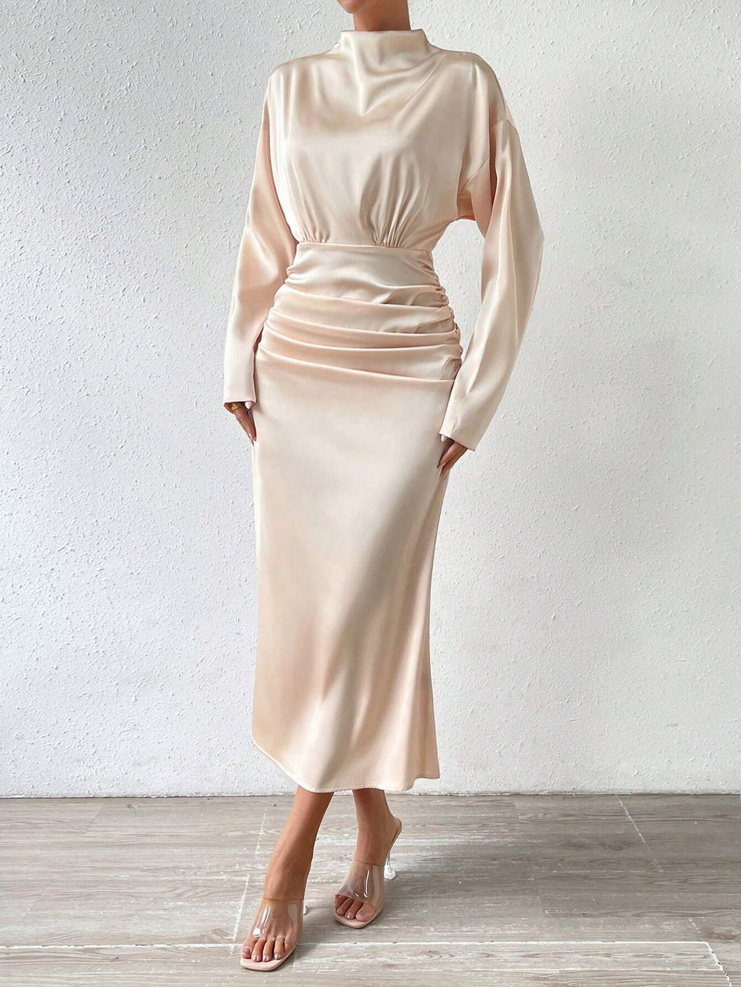 SHEIN Maxi ruha, krémszínű