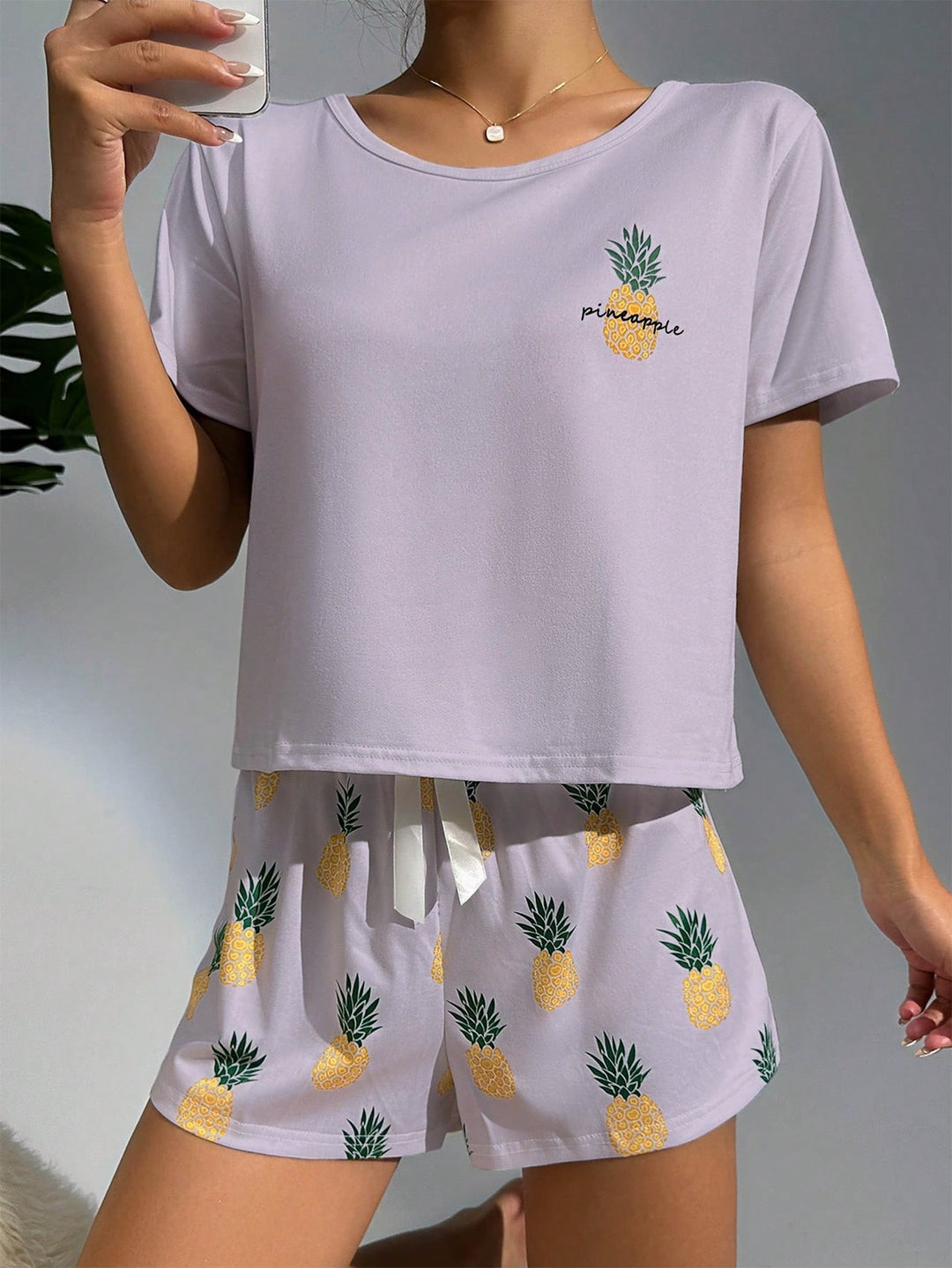 Pijama SHEIN, mov