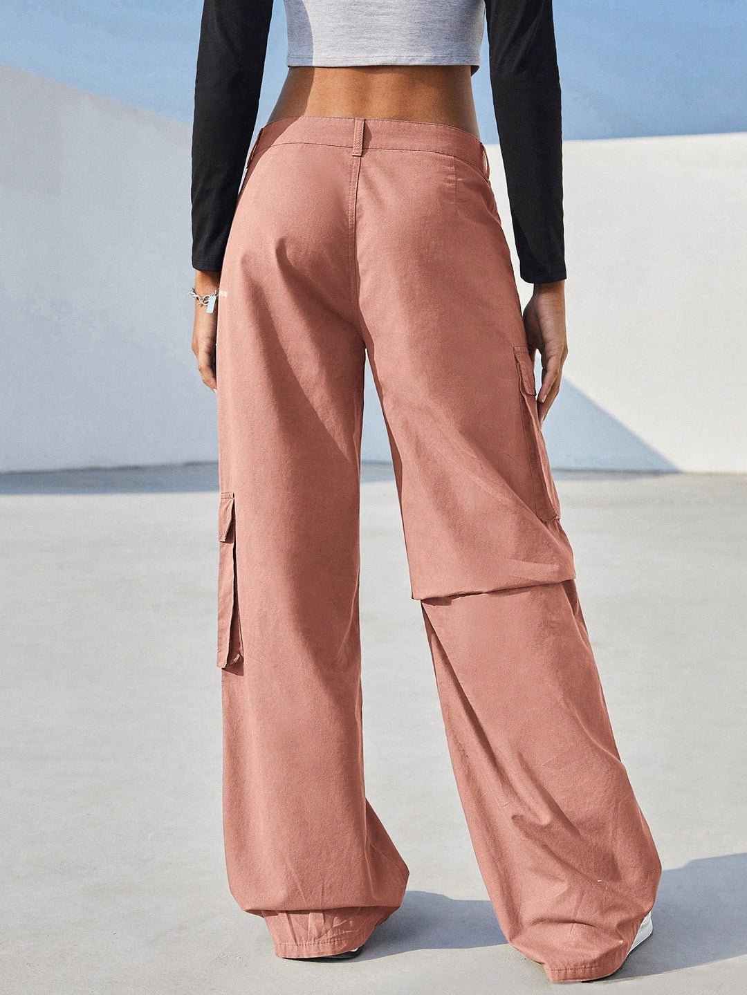 Pantaloni SHEIN, roz