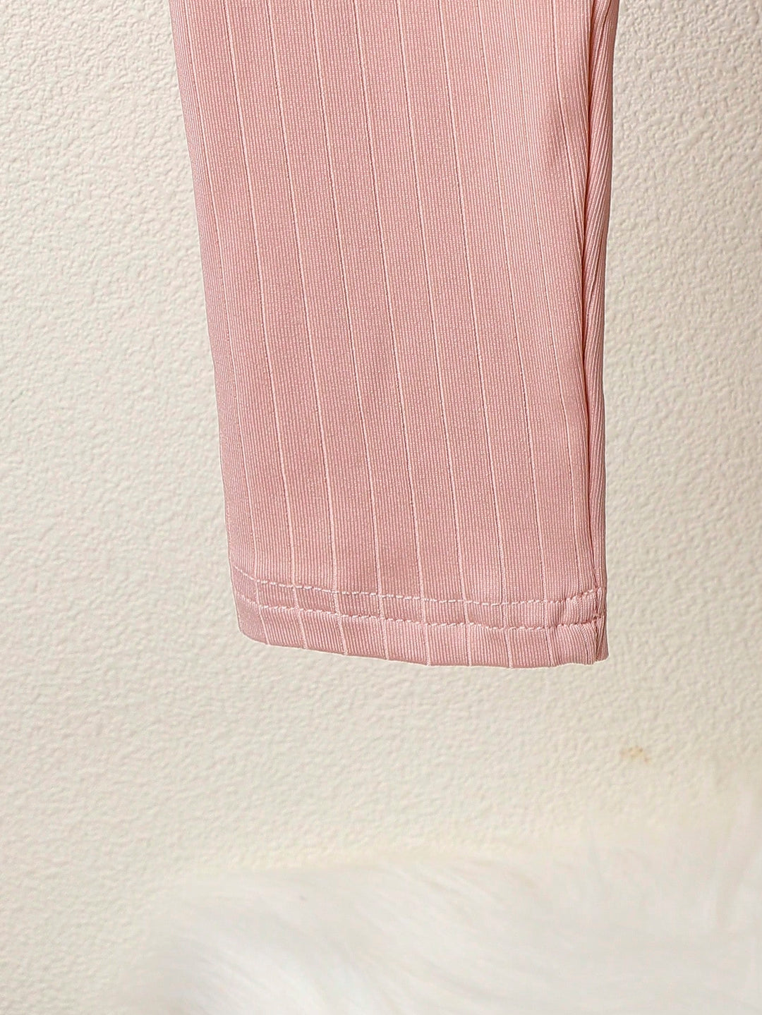 Pantaloni SHEIN, roz