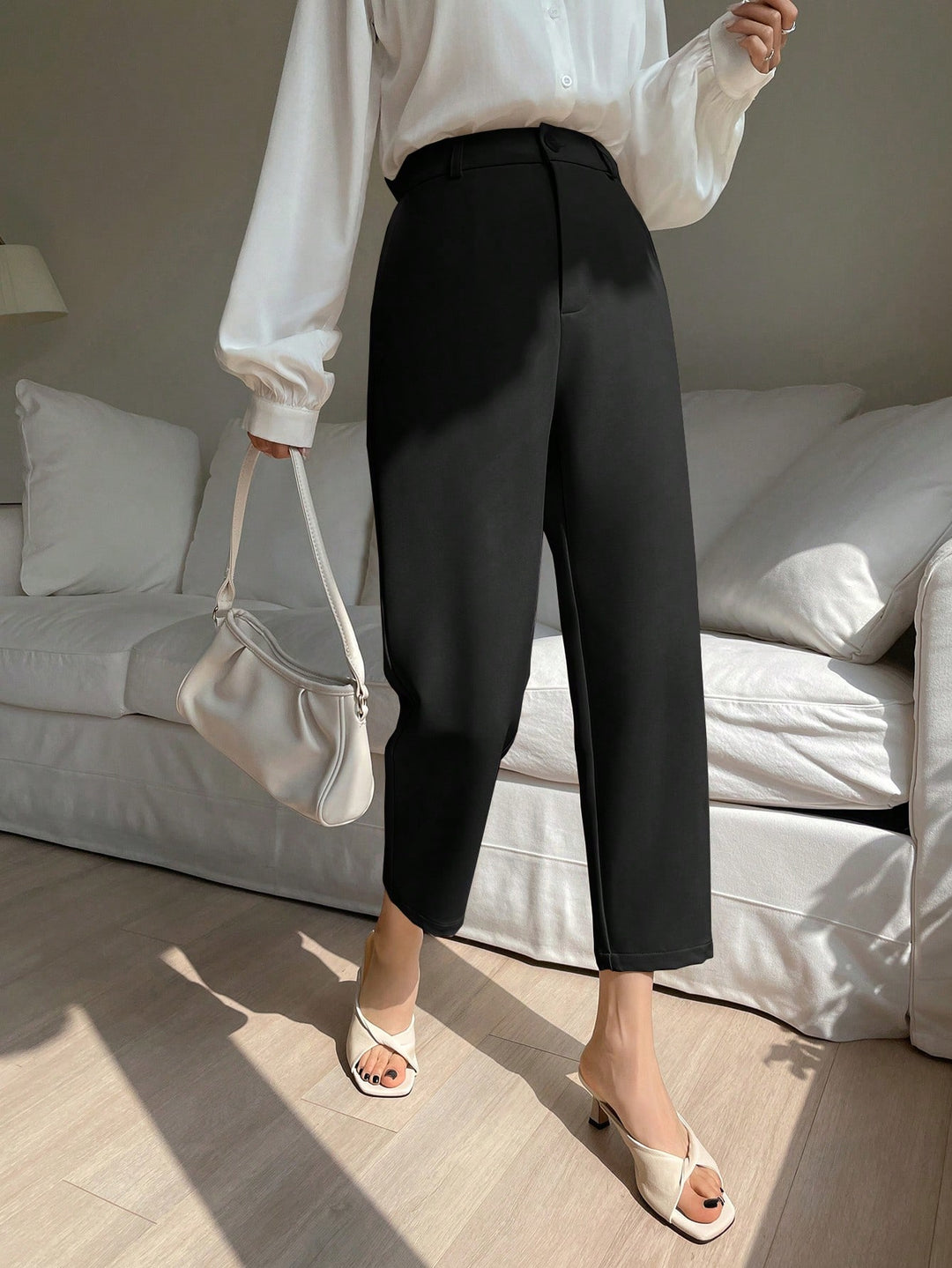 Pantaloni SHEIN, negru