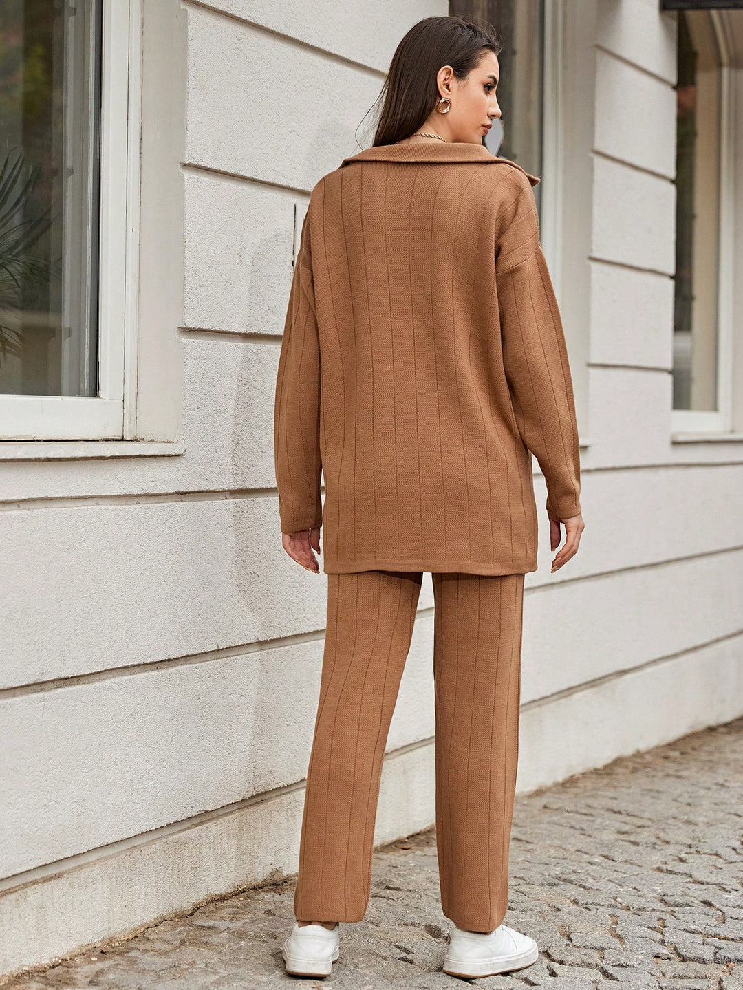 Pantaloni SHEIN, maro