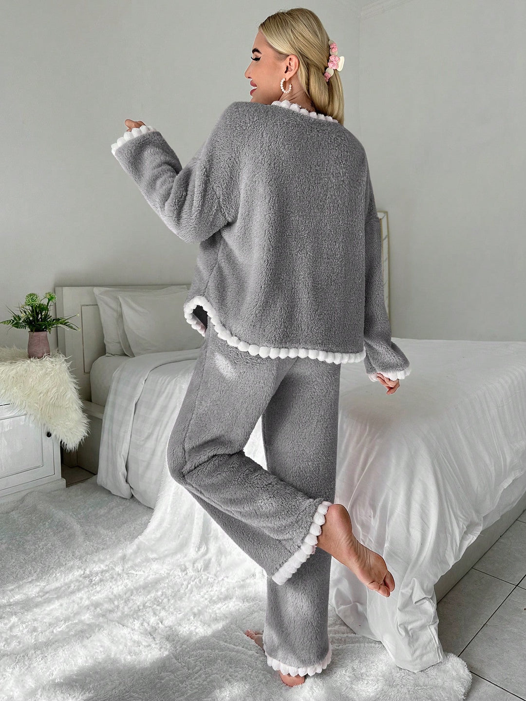 Set pijamale SHEIN, gri