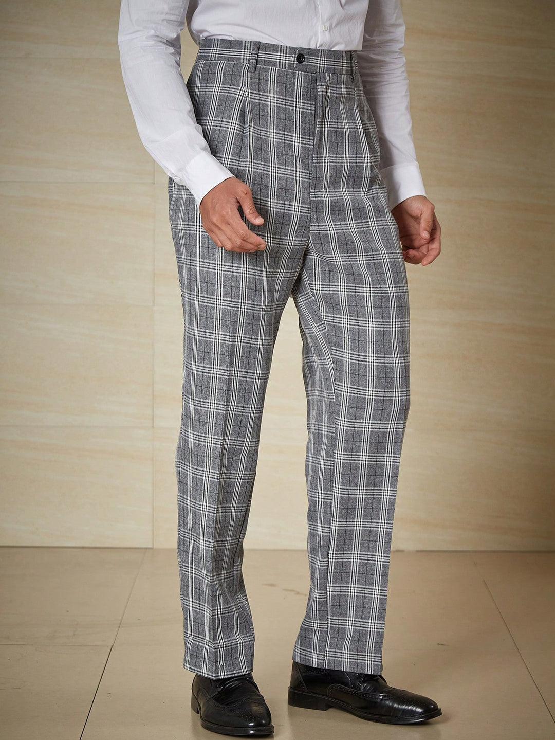 Pantaloni SHEIN, gri