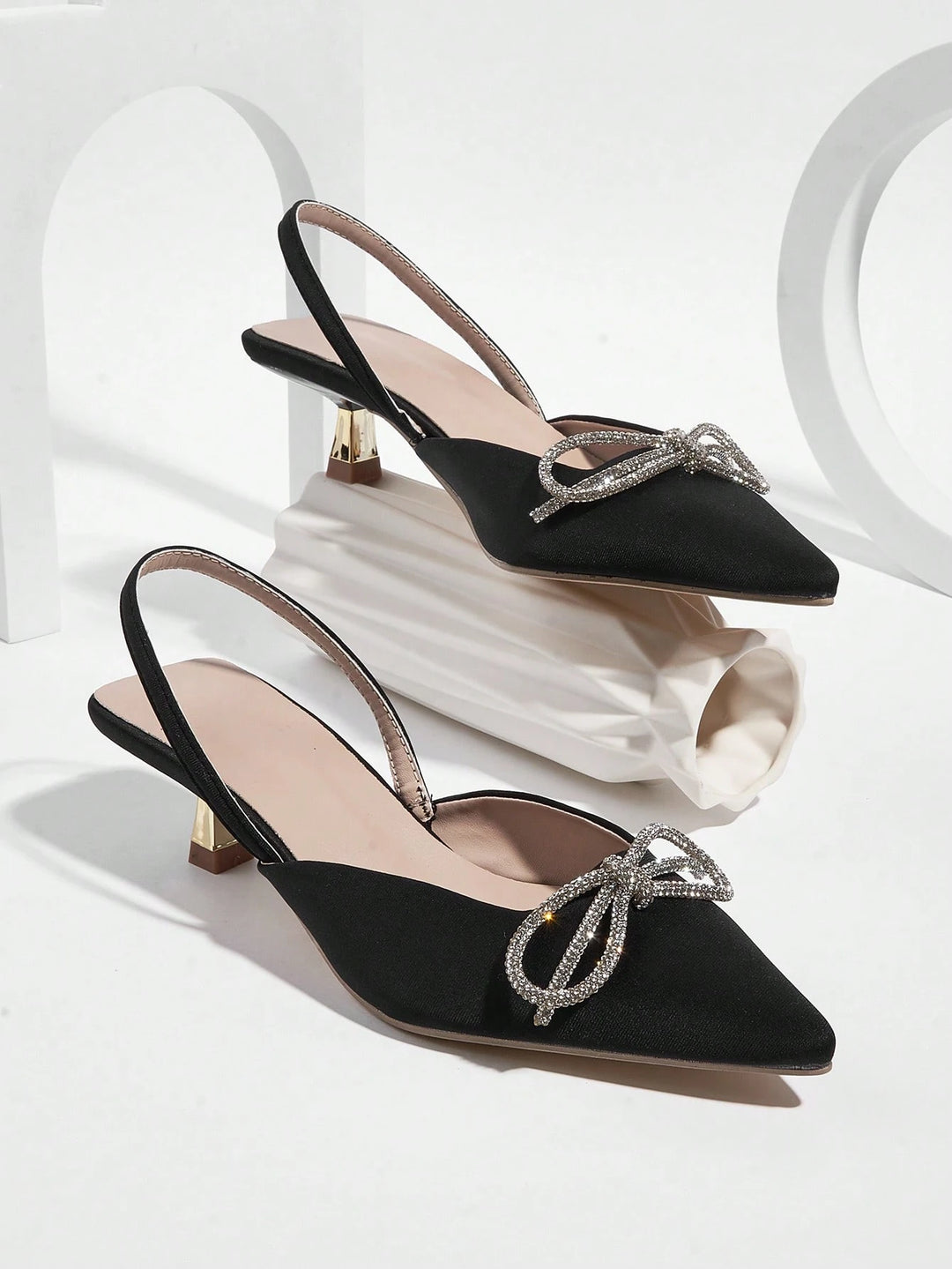 Pantofi cu toc SHEIN, negru