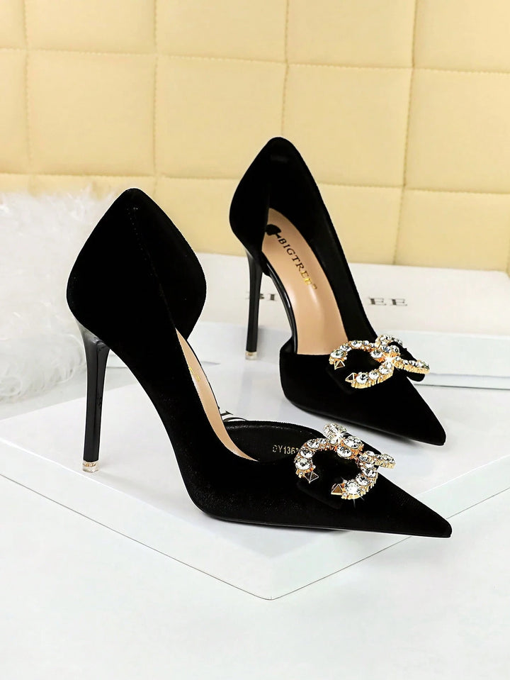 Pantofi cu toc SHEIN, negru