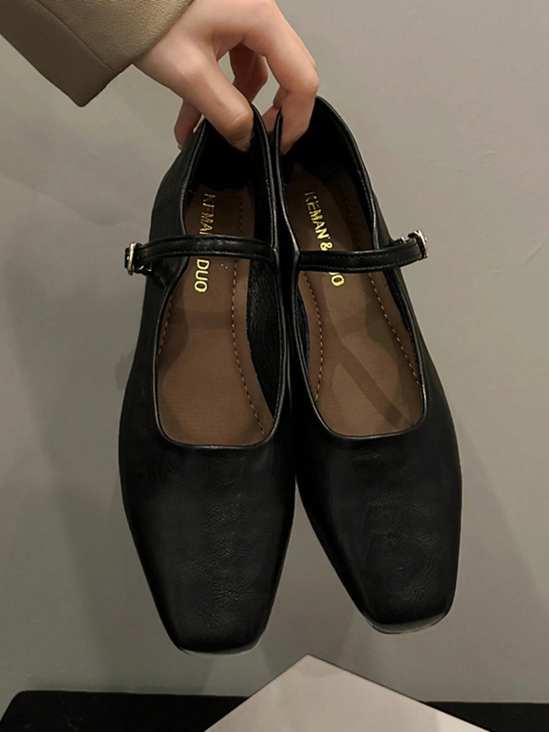 Pantofi SHEIN, negru