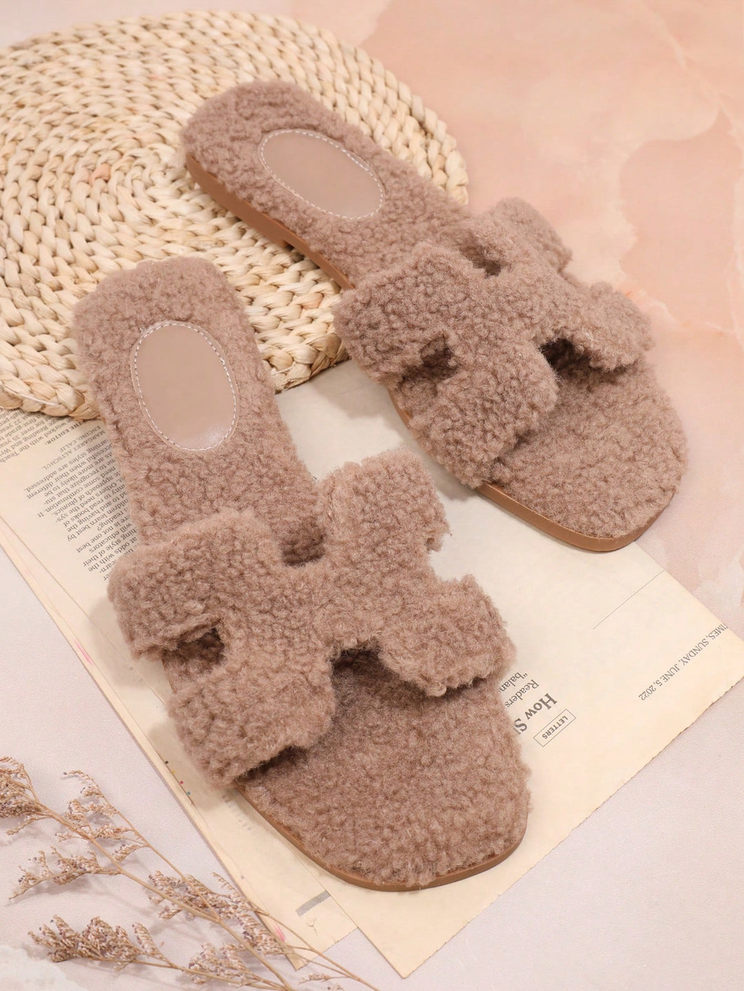 Sandale SHEIN, kaki