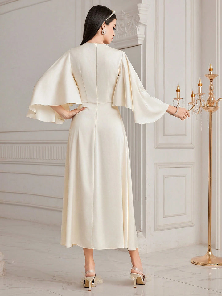 Shein maxi ruha, krém