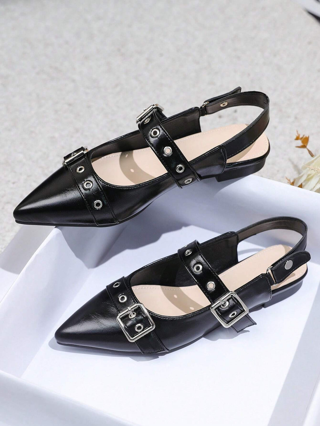 Pantofi SHEIN, negru
