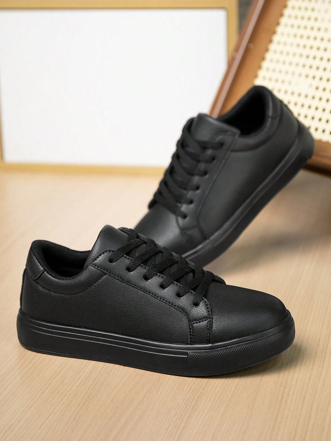 Pantofi sport SHEIN, negru