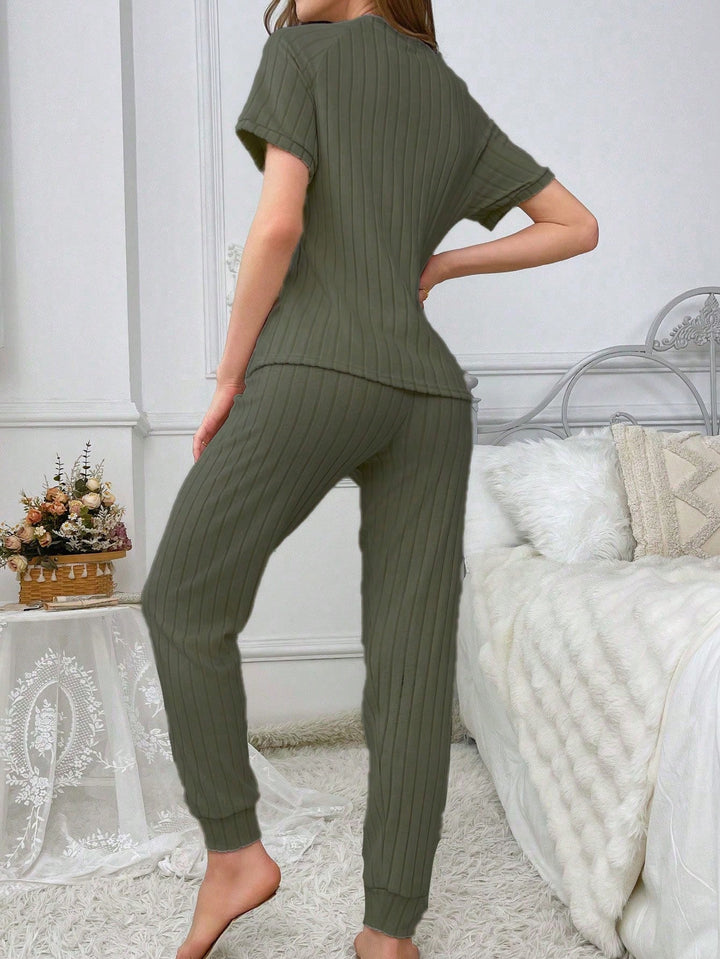 Set pijamale SHEIN, kaki