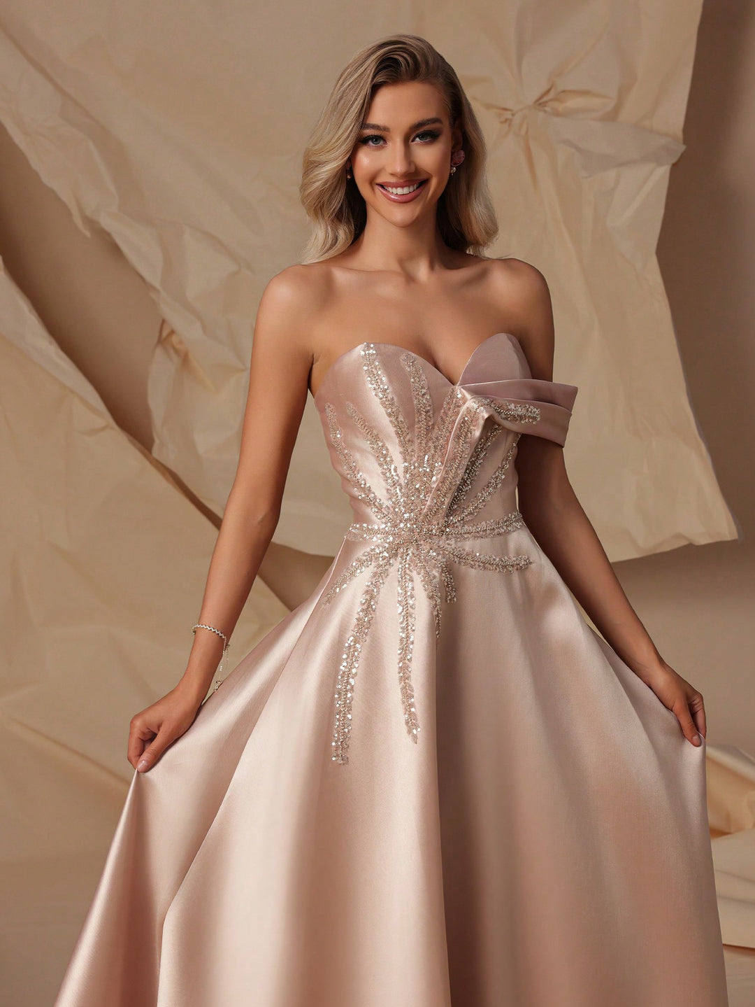 Rochie SHEIN, auriu