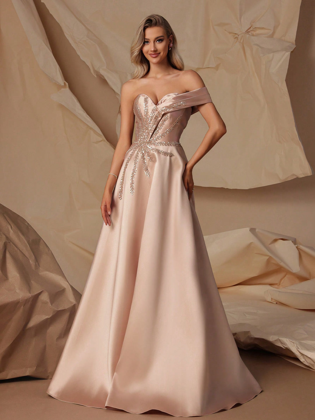 Rochie SHEIN, auriu