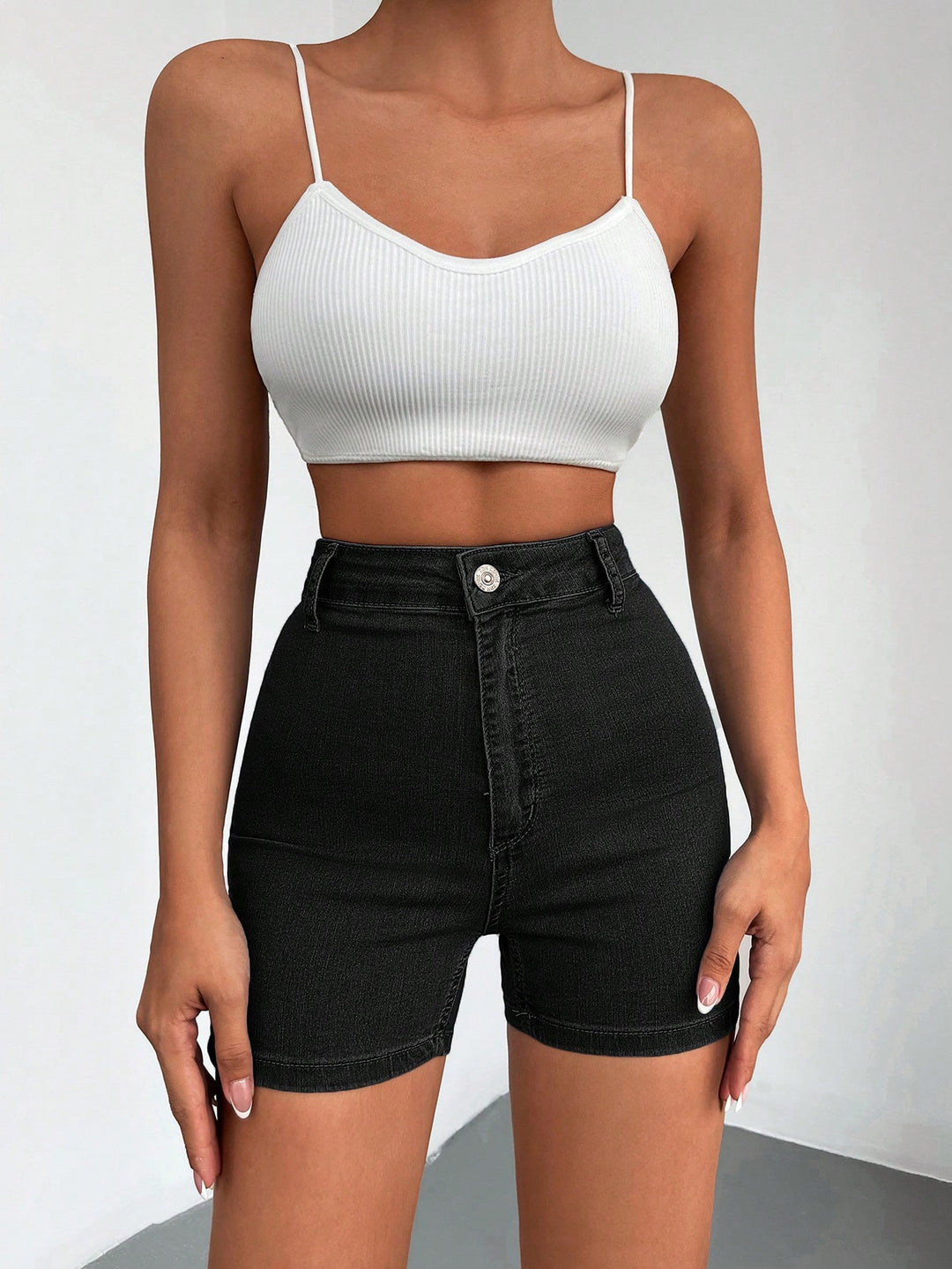 Pantaloni scurți SHEIN, negru