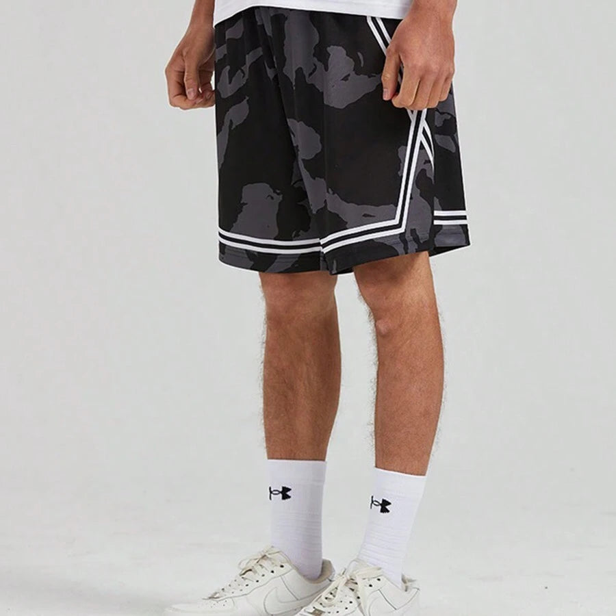 Pantaloni scurți UNDER ARMOUR, mix culori