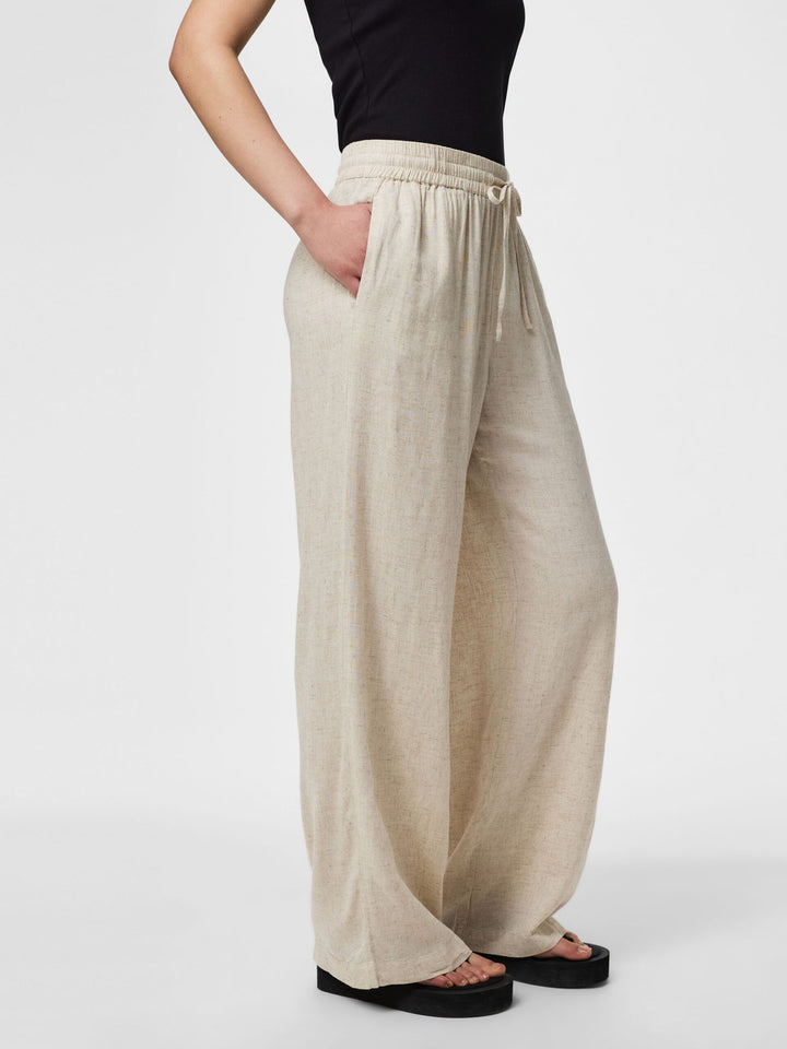 Pantaloni PIECES, bej